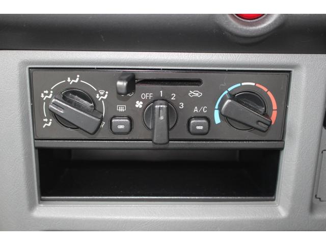 ミニキャブバン ＣＬ　禁煙車　ドラレコ　キーレス　ＣＤ再生・ラジオ聴取　エアコン　パワステ　パワーウィンドウ　両側スライドドア　運転席・助手席エアバッグ（17枚目）