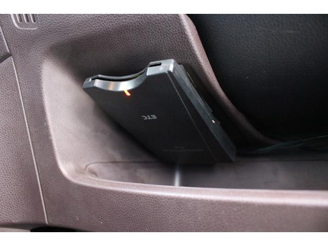 N-WGNカスタム G・ターボパッケージ ハーフレザーシート HDDナビ Bカメラ HID ETC クルコン フルセグTVBluetooth スマートキー オートエアコン オートライト サイドエアバッグ 取扱書・メンテノート付 ESC ABS(11枚目)