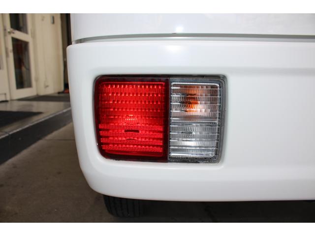 ���X�͂��q�l�����Ԃ��w����ɋC�����悭����Ă���������悤�ɁA�W���ԗ����؂Ɉ����A�Y��ȏ�Ԃ��ێ����Ă���܂��B