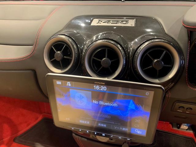 Ｆ４３０スパイダー Ｆ１　正規ディーラー車　ロベルタエアサス　レッドキャリパー　純正１９インチＡＷ　七宝焼きエンブレム　電動シート　シートヒーター　スペアキー　社外ナビ　バックカメラ（16枚目）