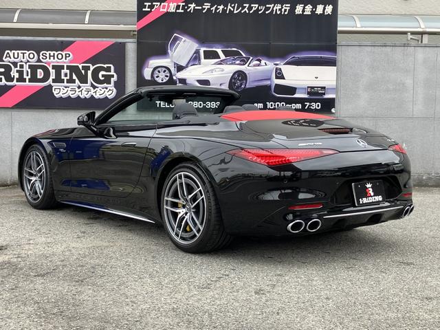 ＳＬ ＳＬ４３　オプションレッドソフトトップ　純正２０インチＡＭＧ５ツインスポークＡＷ　シートヒータ＆ベンチレーション　ヘッドアップディスプレイ　アップルカープレイ　ブルメスターサウンドシステム　全周囲カメラ（8枚目）