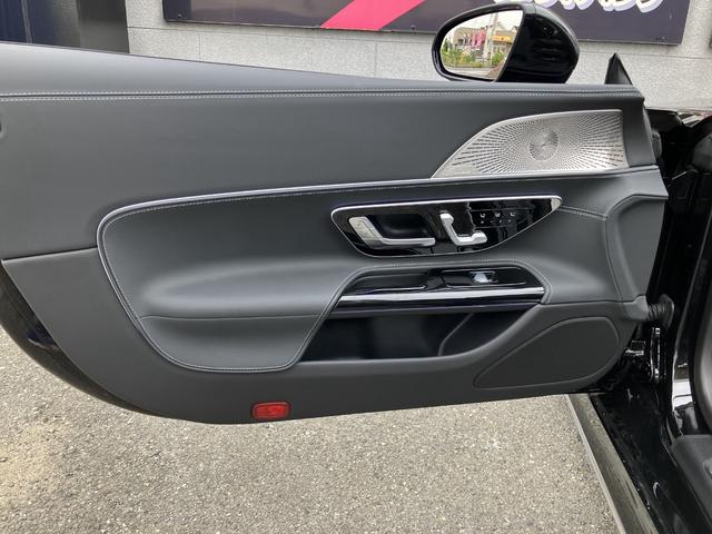 ＳＬ ＳＬ４３　オプションレッドソフトトップ　純正２０インチＡＭＧ５ツインスポークＡＷ　シートヒータ＆ベンチレーション　ヘッドアップディスプレイ　アップルカープレイ　ブルメスターサウンドシステム　全周囲カメラ（24枚目）