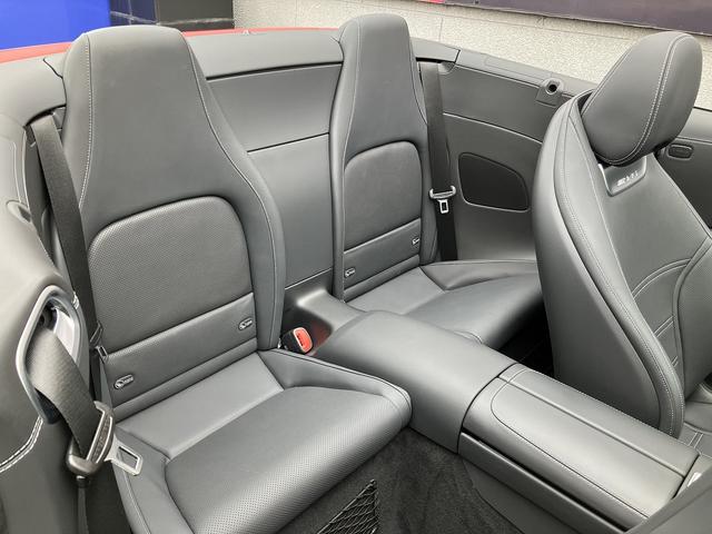 ＳＬ ＳＬ４３　オプションレッドソフトトップ　純正２０インチＡＭＧ５ツインスポークＡＷ　シートヒータ＆ベンチレーション　ヘッドアップディスプレイ　アップルカープレイ　ブルメスターサウンドシステム　全周囲カメラ（45枚目）