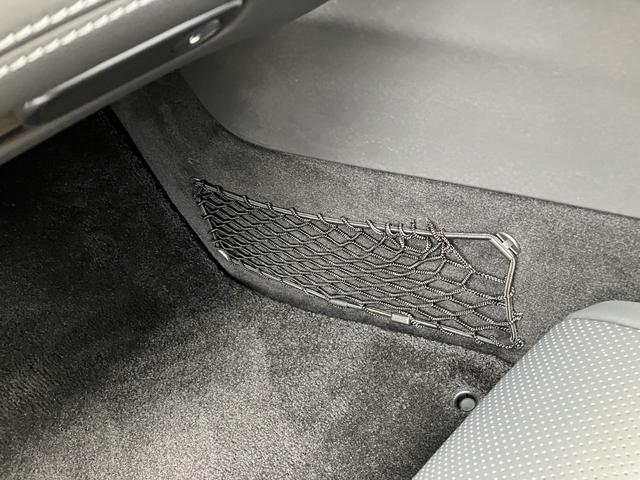 ＳＬ ＳＬ４３　オプションレッドソフトトップ　純正２０インチＡＭＧ５ツインスポークＡＷ　シートヒータ＆ベンチレーション　ヘッドアップディスプレイ　アップルカープレイ　ブルメスターサウンドシステム　全周囲カメラ（46枚目）