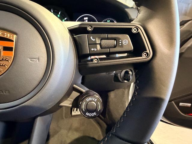 911 911ターボS50イヤーズ(17枚目)