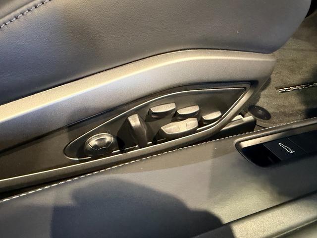 911 911ターボS50イヤーズ(20枚目)