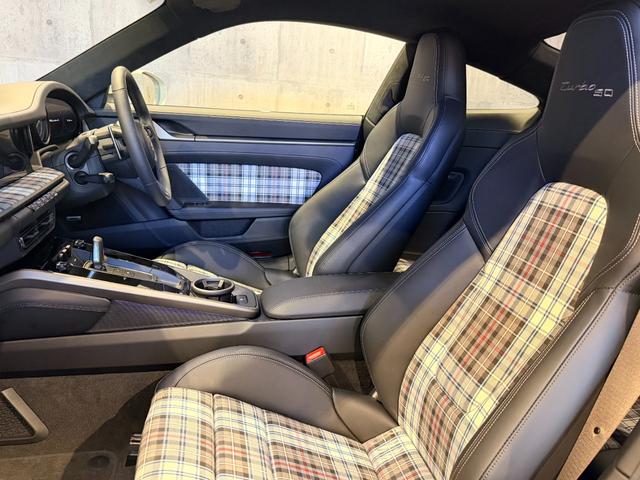 911 911ターボS50イヤーズ(31枚目)