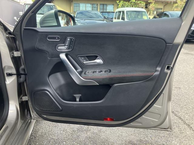 Ａクラス Ａ１８０　スタイル　ＡＭＧライン　ワンオーナー　ＡＭＧスタイリングＰＫＧ　純正１８インチＡＷ　レーダーセーフティーＰＫＧ　ナビゲーションＰＫＧ　ＬＥＤヘッドライト　レーンチェンジアシスト　ハーフレザー　シートヒーター　パワーシート（20枚目）