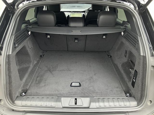 ��e�ʃg�����N�̓X���≘��Ȃǂ��Ȃ��Y��ȏ�Ԃ�ۂ��Ă���܂��B