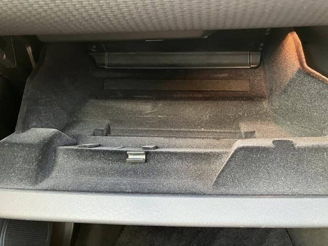 �O���[�u�{�b�N�X�����g�p���Ȃ����ꂢ�ȏ�Ԃ�ۂ��Ă���܂��B