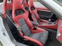 ７１８スパイダー　新車並行　左Ｈ　６ＭＴ　スパイダークラシックインテリア　カーボンフルバケット　ＰＤＬＳ　サテンプラチナ純正２０インチＡＷ　シートヒーター　　電動可倒式ドアミラー　パークアシスタンス　アップルカープレイ（43枚目）
