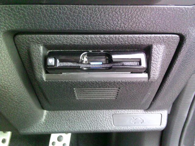 レヴォーグ １．６ＳＴＩスポーツアイサイト　アドバンスドセイフティ　ＳＤナビ　ＣＤ／ＤＶＤ　ブルートゥース　バックカメラ　ＥＴＣ　全車速追従式クルーズコントロール　レザーシート　シートヒーター　パワーシート　ＬＥＤアクセサリー　全国１年保証（25枚目）