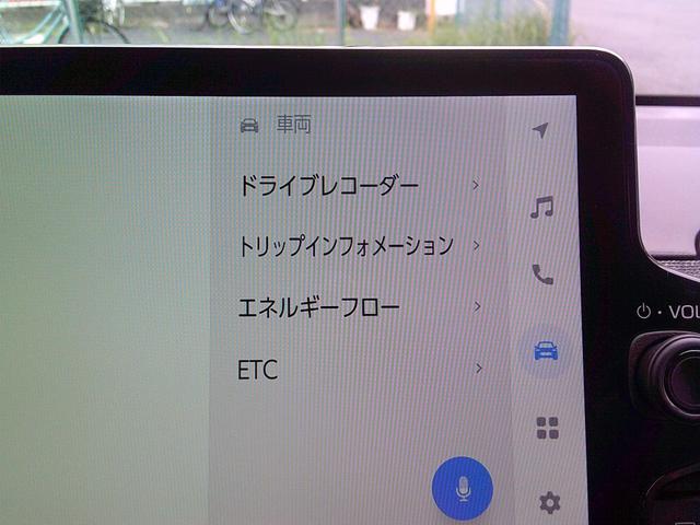 シエンタ ハイブリッドＺ　衝突被害軽減ブレーキ　１０．５インチディスプレイ　テレビナビ　パノラミックビューモニター　ＥＴＣ２．０　前後ドライブレコーダー　アドバンストパーク　インテリソナー　パーキングサポートブレーキ　新車保証（17枚目）