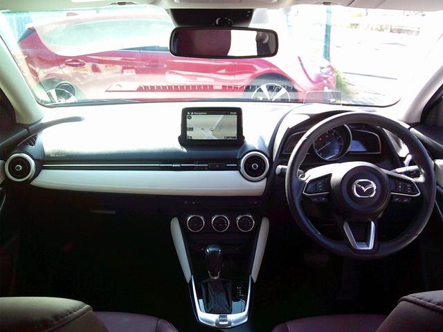 MAZDA2 15S 100周年特別記念車 衝突被害軽減ブレーキ ナビ/テレビ/CD/DVD USB/ブルートゥース 360度カメラ ETC レーダークルーズコントロール ハーフレザーシート シートヒータ ブラインドスポットモニタ 全国1年保証(11枚目)