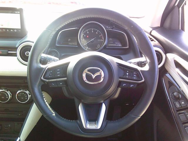 MAZDA2 15S 100周年特別記念車 衝突被害軽減ブレーキ ナビ/テレビ/CD/DVD USB/ブルートゥース 360度カメラ ETC レーダークルーズコントロール ハーフレザーシート シートヒータ ブラインドスポットモニタ 全国1年保証(12枚目)