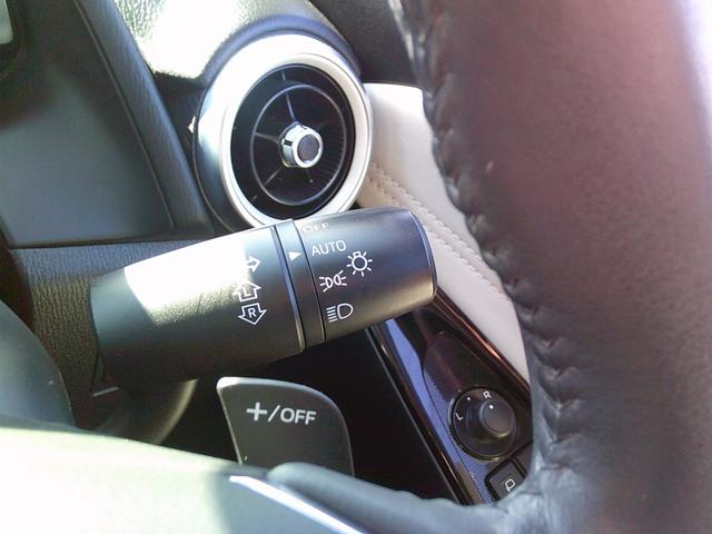 MAZDA2 15S 100周年特別記念車 衝突被害軽減ブレーキ ナビ/テレビ/CD/DVD USB/ブルートゥース 360度カメラ ETC レーダークルーズコントロール ハーフレザーシート シートヒータ ブラインドスポットモニタ 全国1年保証(23枚目)