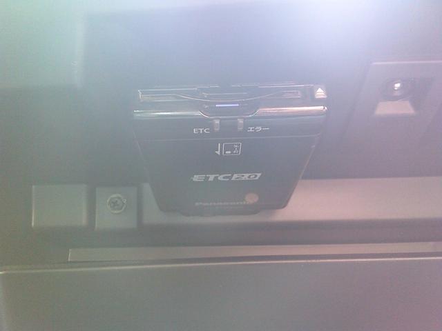 インプレッサスポーツ 2.0i-Lアイサイト ブラックレザーセレクション 8インチナビ CD/DVD ブルートゥース バックカメラ ETC2.0 追従式クルーズコントロール アクティブレーンキープ シートヒーター パワーシート LEDライナー(24枚目)