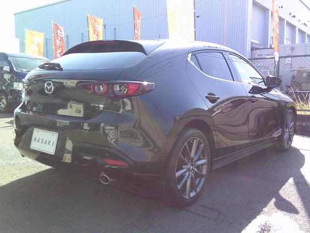 ＭＡＺＤＡ３ファストバック １５Ｓツーリング　スマートブレーキサポート　ＳＤナビ　地デジ／ＣＤ／ＤＶＤ／ＢＴ／ＵＳＢ／ＨＤＭＩ　３６０度モニター　ＥＴＣ　前後ドライブレコーダー　レーダークルーズコントロール　ドライバモニタリング　全国１年保証（8枚目）