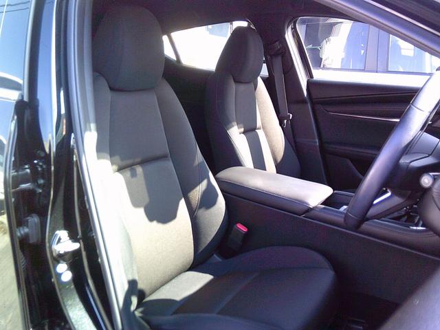 ＭＡＺＤＡ３ファストバック １５Ｓツーリング　スマートブレーキサポート　ＳＤナビ　地デジ／ＣＤ／ＤＶＤ／ＢＴ／ＵＳＢ／ＨＤＭＩ　３６０度モニター　ＥＴＣ　前後ドライブレコーダー　レーダークルーズコントロール　ドライバモニタリング　全国１年保証（10枚目）