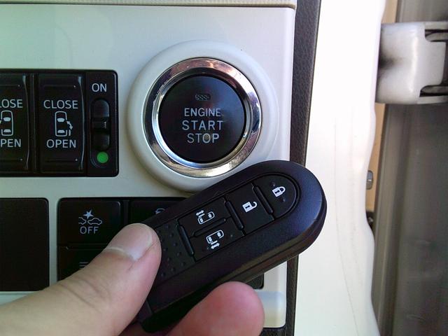 ムーヴキャンバス Gメイクアップリミテッド SAIII 衝突被害軽減ブレーキ 純正ナビ 地デジ/CD/DVD ブルートゥース パノラミックビューモニター ETC ドライブレコーダー LEDヘッドランプ LEDフォグランプ オートライト 全国1年保証(19枚目)