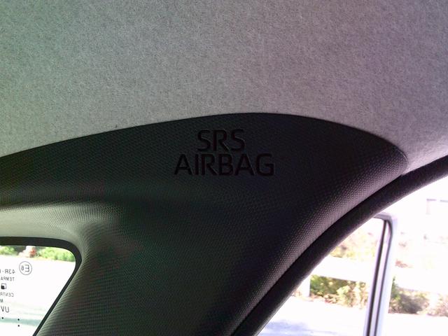 ムーヴキャンバス ストライプスＧ　スマートアシスト　純正ナビ　ＴＶ／ＣＤ／ＤＶＤ　ＵＳＢ／ブルートゥース　パノラミックビューモニター　ドライブレコーダー　シートヒーター　スマートキー　ＬＥＤライト　オートライト　新車保証継承（24枚目）