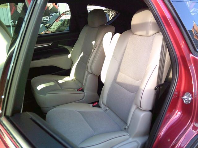 CX-8 XD グランドジャーニー iアクティブセンス TV/CD/DVD/BT/USB 360度カメラ ETC 後席モニター 4席シートヒーター レーダークルーズコントロール レーンキープ パーキングセンサ パワーバックドア 新車保証(36枚目)