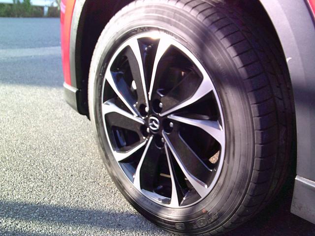 CX-8 XD グランドジャーニー iアクティブセンス TV/CD/DVD/BT/USB 360度カメラ ETC 後席モニター 4席シートヒーター レーダークルーズコントロール レーンキープ パーキングセンサ パワーバックドア 新車保証(38枚目)