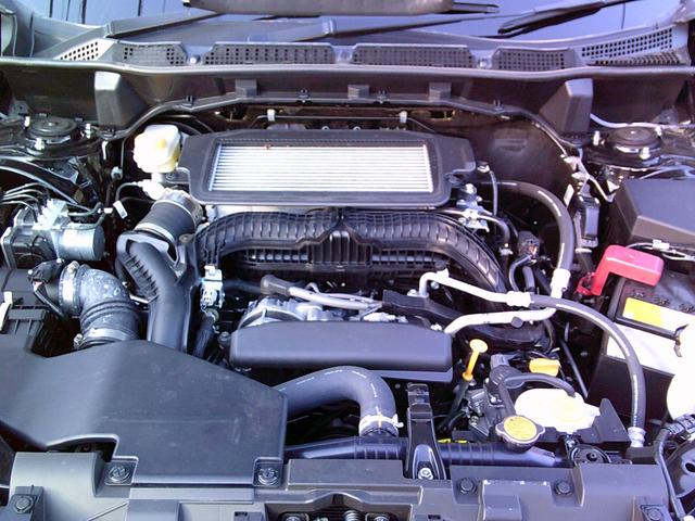 エンジンやエアコンなども快調です。当店は近畿運輸局の認証を受けた整備工場です。しっかりと整備点検をしてご納車させていただきます。もちろん整備記録簿も発行いたします。