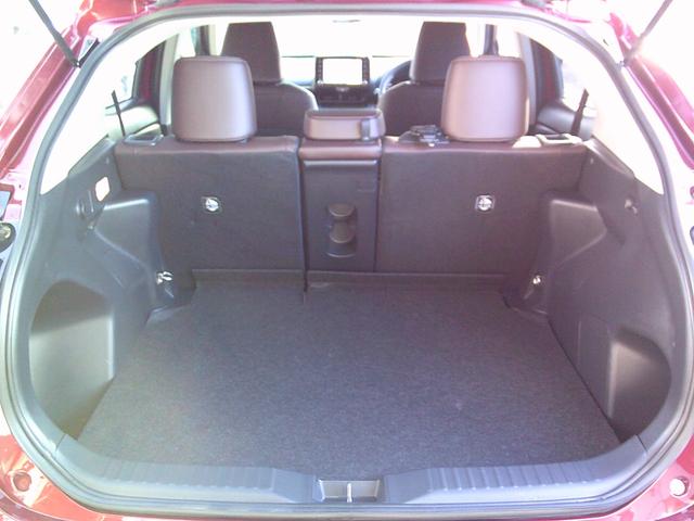 ヤリスクロス ハイブリッドZ 衝突被害軽減ブレーキ 純正ナビ USB/ブルートゥース バックカメラ ETC 前後ドライブレコーダー インテリジェンスソナー パーキングサポートブレーキ レーダークルーズコントロール 全国1年保証(28枚目)