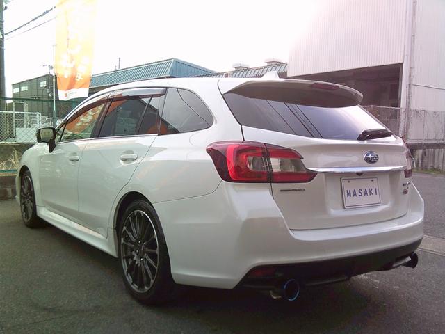 レヴォーグ １．６ＳＴＩスポーツアイサイト　アドバンスドセイフティパッケージ　純正ナビ　地デジ／ＣＤ／ＤＶＤ　ブルートゥース　バックカメラ　ＥＴＣ　ドラレコ　追従式クルーズコントロール　アクティブレーンキープ　レザーシート　全国１年保証（6枚目）