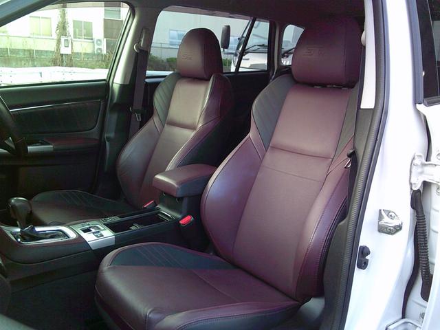 レヴォーグ １．６ＳＴＩスポーツアイサイト　アドバンスドセイフティパッケージ　純正ナビ　地デジ／ＣＤ／ＤＶＤ　ブルートゥース　バックカメラ　ＥＴＣ　ドラレコ　追従式クルーズコントロール　アクティブレーンキープ　レザーシート　全国１年保証（33枚目）