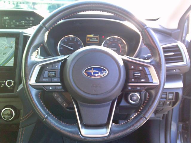 ＸＶ ２．０ｉ－Ｌ　アイサイト　ダイアトーンサウンドナビ　ＣＤ／ＤＶＤ再生　ブルートゥース　バックカメラ　ＥＴＣ　ドライブレコーダー　追従式クルーズコントロール　後退時アシストブレーキ　後側方警戒システム　ルーフレール　全国１年保証（12枚目）