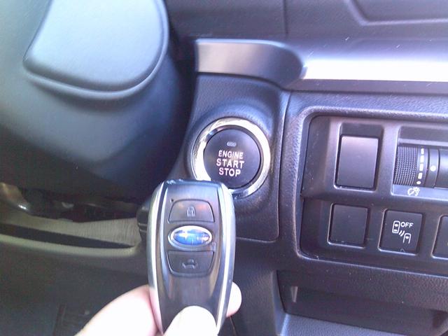 ＸＶ ２．０ｉ－Ｌ　アイサイト　ダイアトーンサウンドナビ　ＣＤ／ＤＶＤ再生　ブルートゥース　バックカメラ　ＥＴＣ　ドライブレコーダー　追従式クルーズコントロール　後退時アシストブレーキ　後側方警戒システム　ルーフレール　全国１年保証（21枚目）