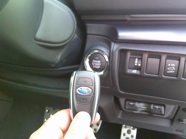 �֗��ȃv�b�V���X�^�[�g���X�}�[�g�L�[�ł��B�X�y�A�L�[�����p�ӂ��܂��B����h�~���u���������Ă��܂��̂ň��S�ł��B