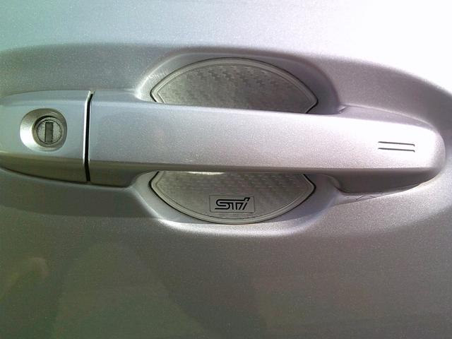 �h�A�n���h�����ɂ����ی�p�̃V�[�g���\���Ă��܂��B�厖�Ɏg���Ă������Ƃ����������܂��B