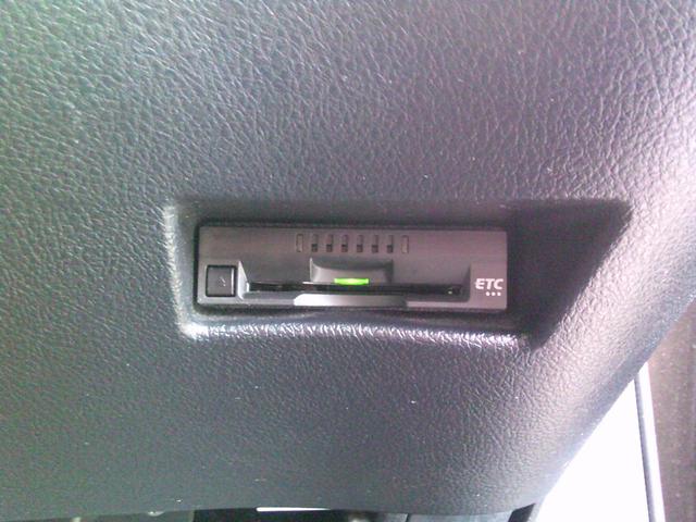 シエンタ ファンベースＧ　衝突被害軽減ブレーキ　純正ナビ　地デジ／ＣＤ　ブルートゥース　パノラミックビューモニター　ＥＴＣ　スマートキー　両側電動スライドドア　オート格納ミラー　純正アルミホイール　全国１年保証（22枚目）