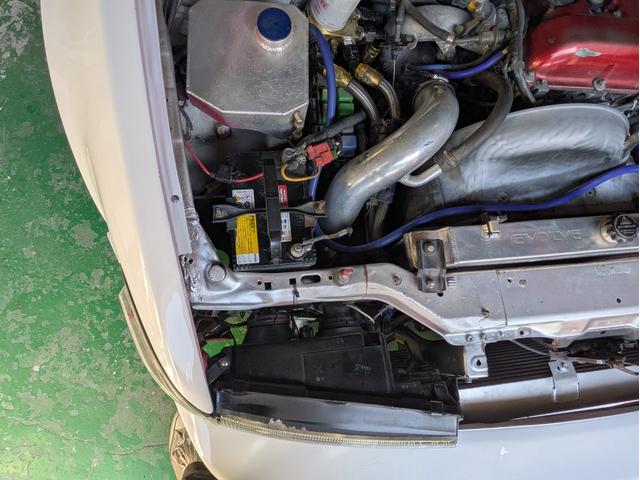 シルビア Ｋ’ｓ　クラブセレクション　ＳＲ２０ＤＥＴターボ５ＭＴ　社外ＬＳＤ　サンルーフ　Ｔ５１７タービン　エキマニ　ニスモインジェクター　Ｚ３２エアフロ　ＨＰＩインタークーラー　ＨＰＩアルミラジエーター　エレメント移動式オイルクーラー（14枚目）