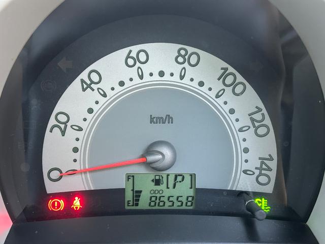 ムーヴラテ ＶＳ　スマートキー　ベンチシート　電格ミラー　Ｗエアバッグ　盗難防止装置付（11枚目）