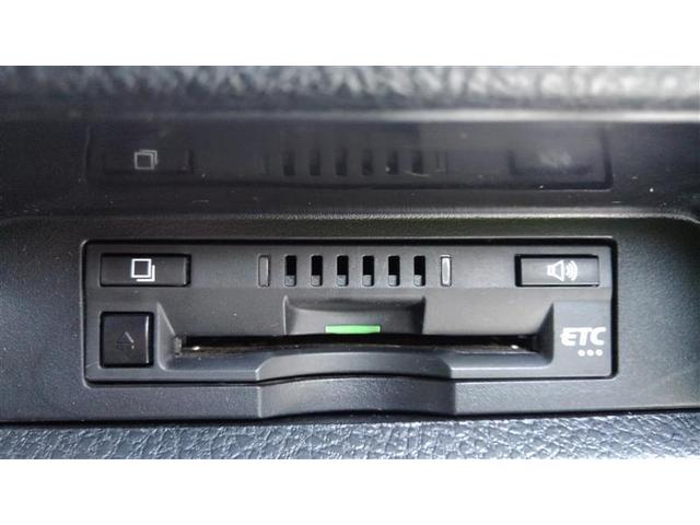 エスクァイア Ｇｉ　両側Ｐドア　１オナ　スマートキーＰスタート　リアカメラ　ＡＵＸ　アイドリングＳＴＯＰ　ＥＴＣ車載器　オートエアコン　イモビライザー　オートクルーズコントロール　キーレス　ナビＴＶ　ＡＢＳ　３列　アルミ（17枚目）