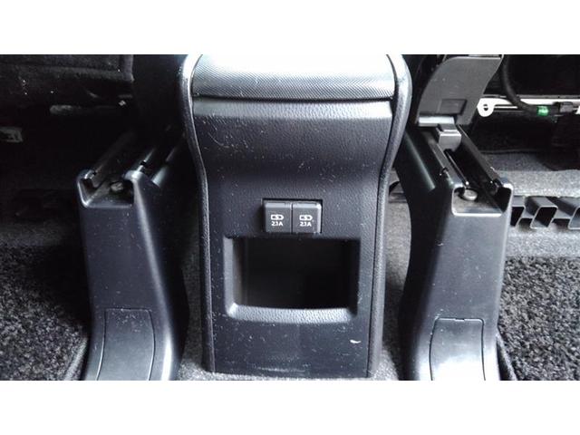 エスクァイア Ｇｉ　両側Ｐドア　１オナ　スマートキーＰスタート　リアカメラ　ＡＵＸ　アイドリングＳＴＯＰ　ＥＴＣ車載器　オートエアコン　イモビライザー　オートクルーズコントロール　キーレス　ナビＴＶ　ＡＢＳ　３列　アルミ（31枚目）