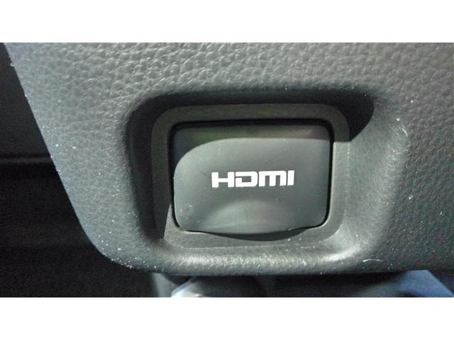 ノア ハイブリッドＳ－Ｚ　横滑り防止機能　エアバッグ　アイドリングストップ　オートクルーズコントロール　地デジ　両側自動ドア　ダブルエアコン　スマートエントリー　ＬＥＤランプ　バックモニター　メモリナビ　３列シート　ＥＴＣ付き（15枚目）