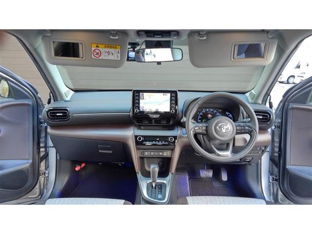 ヤリスクロス ハイブリッドＺ　ドライブレコーダ　インテリジェントキー　アルミホイル　ＬＥＤライト　１オ－ナ－　リアカメラ　ナビ　クルーズコントロール　横滑り防止システム　メモリーナビゲーション　電動シ－ト　パワステ　オートエアコン（10枚目）