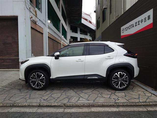 ヤリスクロス ハイブリッドZ ドライブレコーダ インテリジェントキー アルミホイル LEDライト リアカメラ ナビ クルーズコントロール 横滑り防止システム メモリーナビゲーション 電動シ-ト パワステ オートエアコン キーフリー(6枚目)