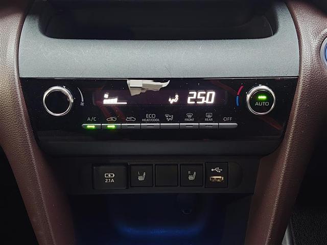 ヤリスクロス ハイブリッドZ ドライブレコーダ インテリジェントキー アルミホイル LEDライト リアカメラ ナビ クルーズコントロール 横滑り防止システム メモリーナビゲーション 電動シ-ト パワステ オートエアコン キーフリー(9枚目)