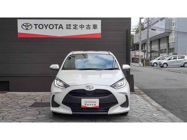 ヤリス G Bカメラ エアコン 地デジ スマートキー&プッシュスタート ドライブレコーダー LEDヘッド メモリーナビゲーション イモビ 横滑り防止システム クルーズC ABS パワーウィンドウ 1オーナー(3枚目)