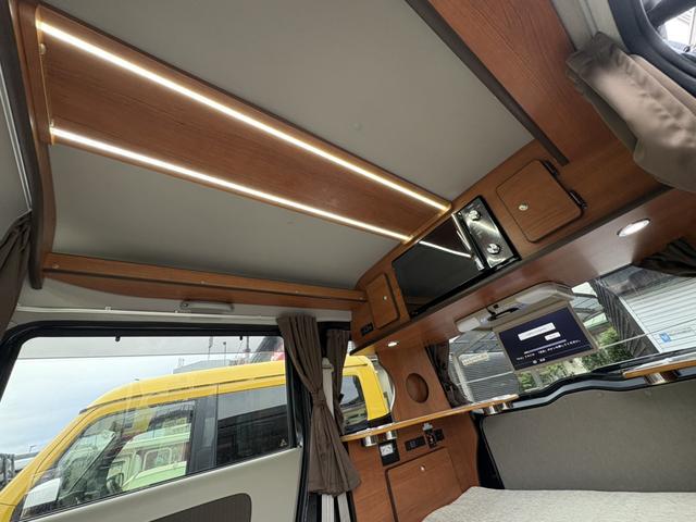 ＬＥＤ照明が採用されており、車内をしっかり照らしてくれて、夜のインテリアとしても演出してくれます☆