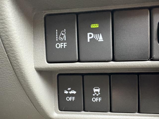 安心安全機能　デュアルブレーキサポート！　事故の回避をサポートしてくれます☆任意保険料もお安くなります♪