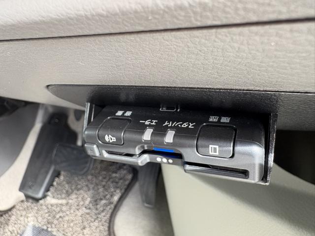 ドライブの必需品　ＥＴＣも付いてます！　高速料金所をスムーズに通過できて料金もお得になります♪