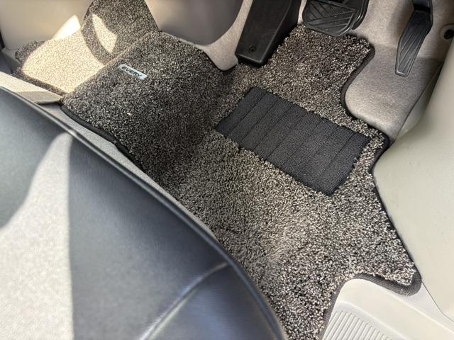 純正フロアマット☆リフトアップ仕様のエブリィワゴンが入庫いたしました♪