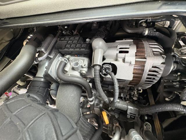 エンジンルームももちろん綺麗です☆